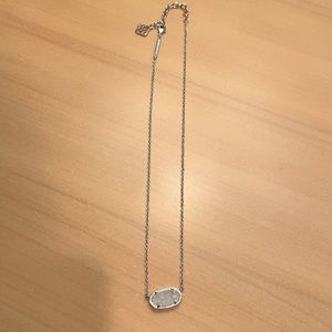 Kendra Scott necklace